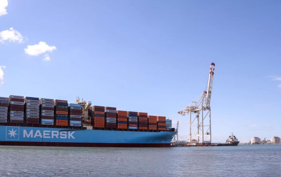 ميناء دمياط