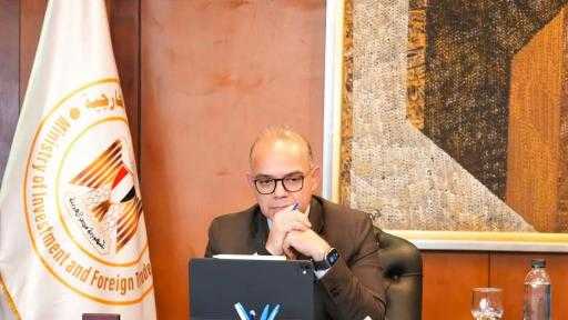 مصر والمملكة المتحدة تبحثان ترفيع العلاقات الاقتصادية والتجارية