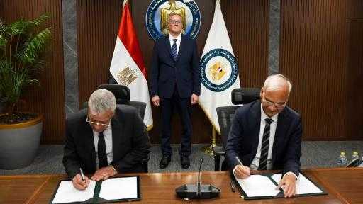 توقيع عقد توريد خام الفوسفات لـ”إندوراما” لمجمعها الصناعي بـ”السخنة”