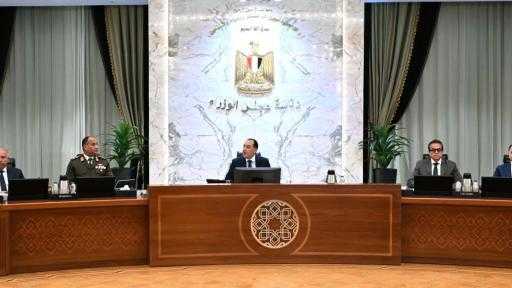 مجلس الوزراء يخصص قطعتي أرض لإقامة محطة تحلية مياه ومنطقة صناعية