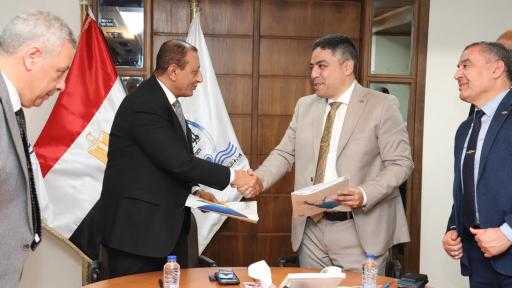 مواني البحر الأحمر توقع عقدًا لبناء وتوريد 4 قاطرات بحرية و3 لنشات... مواني البحر الأحمر توقع عقدًا لبناء وتوريد 4 قاطرات بحرية و3 لنشات خدمة