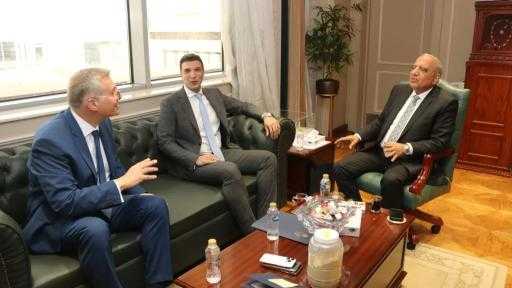 وزراء «الكهرباء والبترول والصناعة» يبحثون ملفات العمل المشتركة وتأمين الطاقة بالمصانع