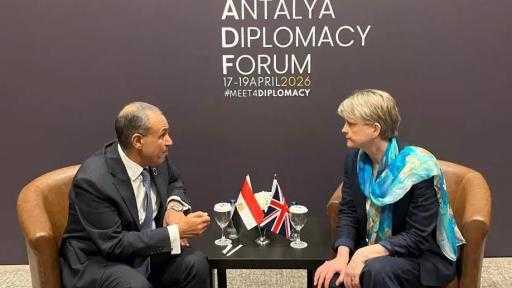 وزير الخارجية يتطلع إلى مؤتمر استثماري مع المملكة المتحدة لتحقيق نقلة في مسار العلاقات الاقتصادية
