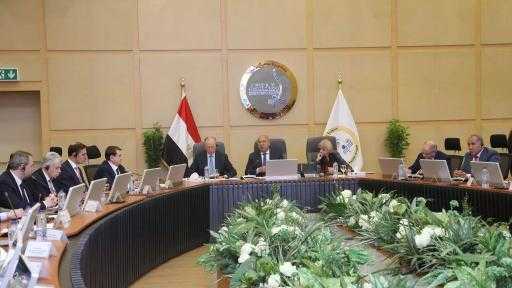 مصر وروسيا تبحثان مجالات النقل البحري وتوطين صناعة السفن