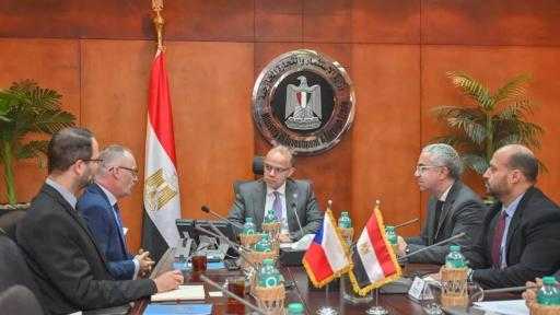مصر والتشيك تبحثان التجهيز لأعمال اللجنة الاقتصادية المقرر عقدها في ”براغ”