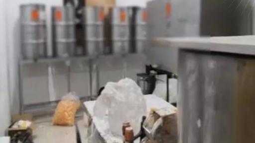 شرطة التموين تضبط مصنعًا غير مرخص لعسل النحل