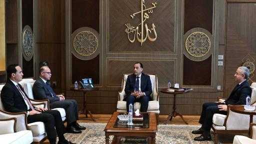 رئيس الوزراء يُصدر قرارين بتعيين رئيس ونائب الهيئة العامة للاستثمار لمدة عام