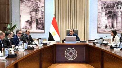 رئيس الوزراء يُتابع موقف سداد مستحقات ”المجتمعات العمرانية” لدى عدد من الوزارات
