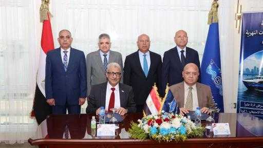توقيع عقدًا لبناء وتوريد 5 أتوبيسات نهرية بالكهرباء لصالح محافظة القاهرة