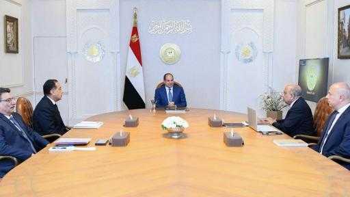 الرئيس السيسي يُتابع موقف تنفيذ مشروعات الطاقة المتجددة.. ويُوجه بتكثيف الجهود لجذب... الرئيس السيسي يُتابع موقف تنفيذ مشروعات الطاقة المتجددة.. ويُوجه بتكثيف الجهود لجذب استثمارات جديدة
