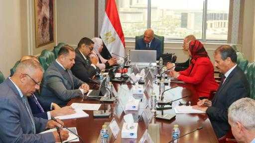 وزير الكهرباء يبحث مع وفد البنك الدولي خطة تطوير الشبكة الموحدة وتحقيق الاستدامة المالية