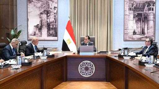 منها كوبري 6 أكتوبر.. رئيس الوزراء يُتابع الموقف التنفيذي لعدد من مشروعات الطرق