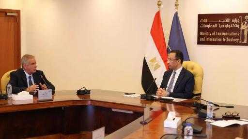 وزير الاتصالات: نستهدف تمكين الشركات المصرية الناشئة والصغيرة من التوسع وزيادة حجم... وزير الاتصالات: نستهدف تمكين الشركات المصرية الناشئة والصغيرة من التوسع وزيادة حجم صادراتها الرقمية