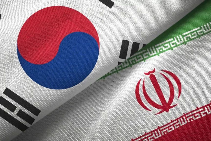 كوريا الجنوبية تستدعي السفير الإيراني على خلفية مهاجمة سفينة في مضيق هرمز
