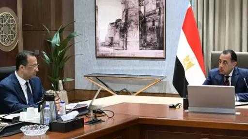 رئيس الوزراء: نستهدف زيادة صادرات التعهيد إلى 6 مليارات دولار خلال العام الجاري.. وإنتاج 15 مليون هاتف محمول