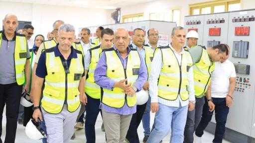 وزير الكهرباء في زيارة ميدانية لمجمع بنبان ومشروع أبيدوس 2 للطاقة الشمسية... وزير الكهرباء في زيارة ميدانية لمجمع بنبان ومشروع أبيدوس 2 للطاقة الشمسية بأسوان