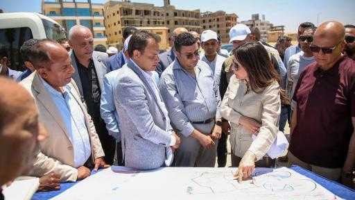 وزيرة الإسكان تتفقد تنفيذ مشروع ”بيت الوطن” بالقاهرة الجديدة وزيرة الإسكان تتفقد تنفيذ مشروع ”بيت الوطن” بالقاهرة الجديدة