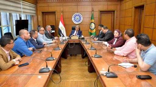 ”الجراحي” يتفقد تنفيذ المنطقة اللوجستية بالدقهلية على مساحة 51 فدانًا ”الجراحي” يتفقد تنفيذ المنطقة اللوجستية بالدقهلية على مساحة 51 فدانًا