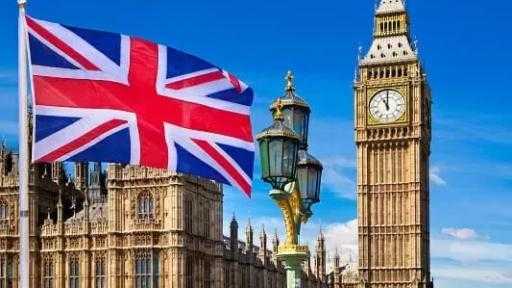 الاقتصاد البريطاني ينمو 0.3% في يونيو بدعم من الطقس وكأس العالم الاقتصاد البريطاني ينمو 0.3% في يونيو بدعم من الطقس وكأس العالم
