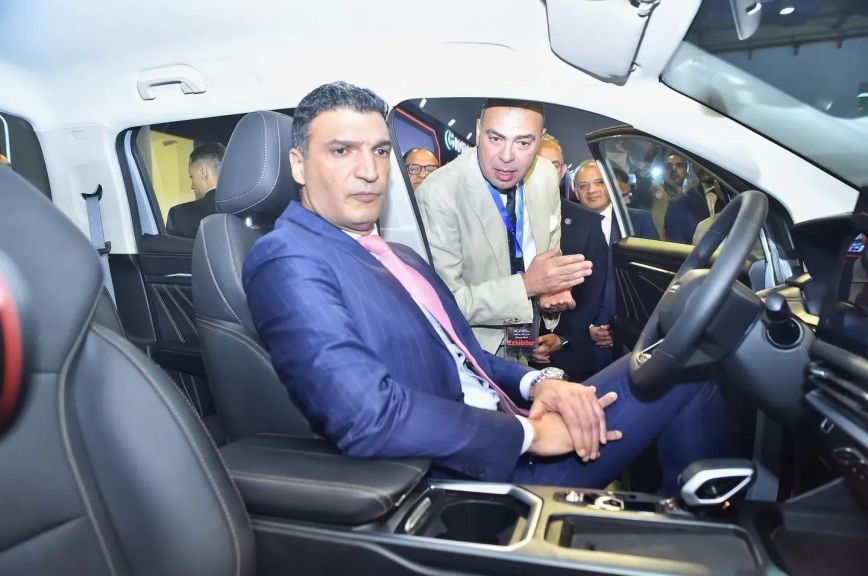 جولة الوزير بالمعرض