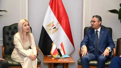 مصر وبولندا تبحثان تعزيز التعاون التجاري في مجالات الحبوب واللحوم والسلع الغذائية... مصر وبولندا تبحثان تعزيز التعاون التجاري في مجالات الحبوب واللحوم والسلع الغذائية الاستراتيجية
