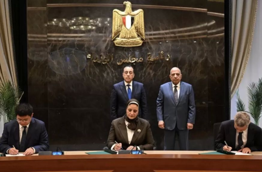 مراسم توقيع مذكرة تفاهم لإنشاء أول مصنع لتوربينات الرياح