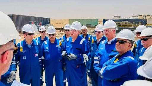 وزير البترول يتفقد مواقع أعمال ”بتروجت” بحقول النفط الإماراتية| صور