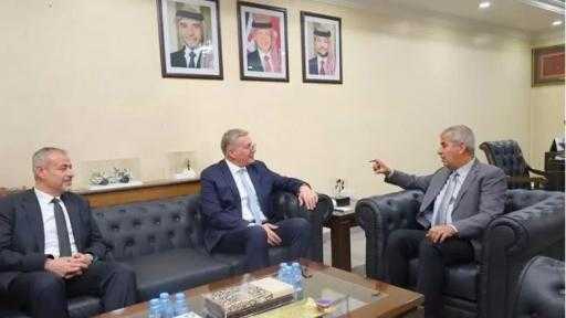 وزير البترول يبحث مع نظيره الأردني تعزيز التكامل في مشروعات الطاقة والتعدين بين البلدين