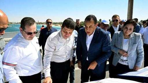 رئيس الوزراء يتفقد مشروع ”بوغاز 24” بمركز مارينا السياحي| صور