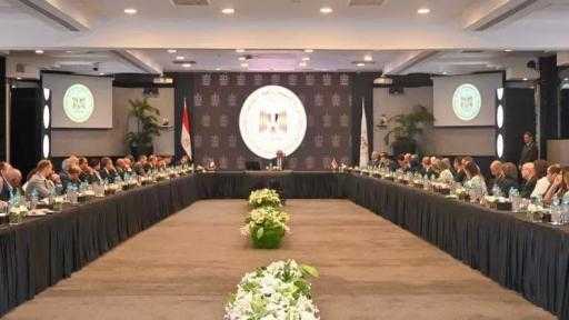 وزير الاستثمار يُناقش مع رؤساء 22 شركة فرنسية تعمل في مصر خطط الاستثمارات الجديدة