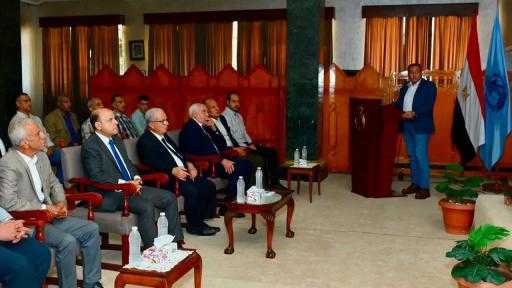 نائب رئيس الوزراء يطلع على الموقف التنفيذي لمشروع تطوير صناعة الغزل والنسيج