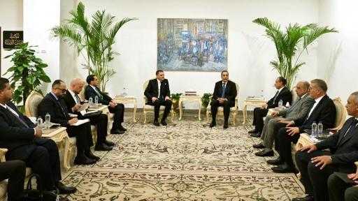 مصر وليبيا تبحثان التعاون بمجالات الغاز الطبيعي وتكرير النفط والربط الكهربائي والأسمدة مصر وليبيا تبحثان التعاون بمجالات الغاز الطبيعي وتكرير النفط والربط الكهربائي والأسمدة