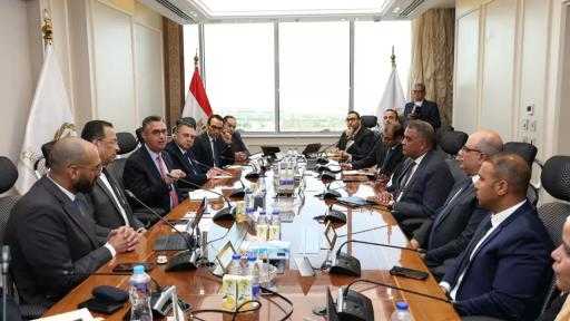 وزيرا التموين والاتصالات يبحثان الموقف التنفيذي لمنظومة كارت الخدمات الحكومية الموحد وزيرا التموين والاتصالات يبحثان الموقف التنفيذي لمنظومة كارت الخدمات الحكومية الموحد