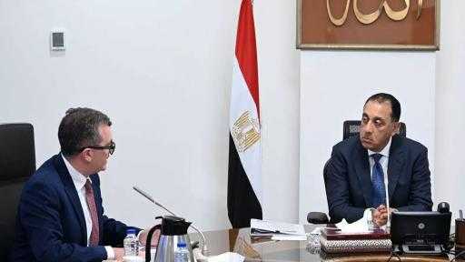 وزير التخطيط: نتحرك لتعزيز المخزون الاستراتيجي للسلع الأساسية وتأمين احتياجات الدولة من المواد البترولية