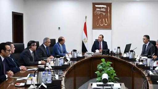 وزير التموين: منظومة الدعم النقدي السلعي تتوسع في قائمة السلع المتاحة أمام... وزير التموين: منظومة الدعم النقدي السلعي تتوسع في قائمة السلع المتاحة أمام المواطنين