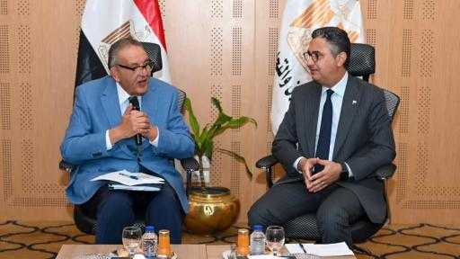 وزير التموين يُناقش مع الغرف التجارية عدة ملفات مرتبطة بمنظومة السلع التموينية والتجارة الداخلية