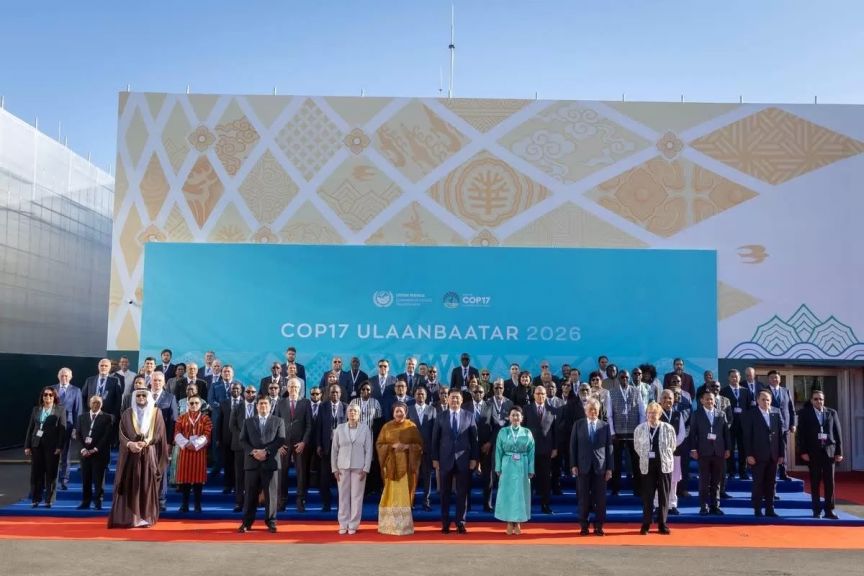 صورة تذكارية للمشاركين