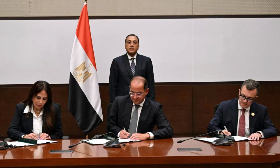توقيع الاتفاقية الثانية
