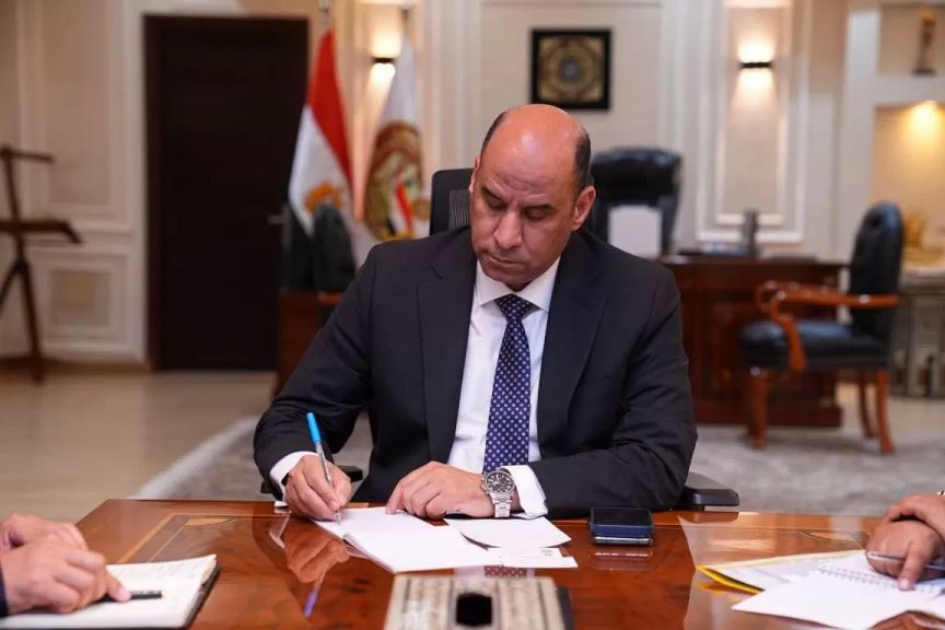 وزير العمل