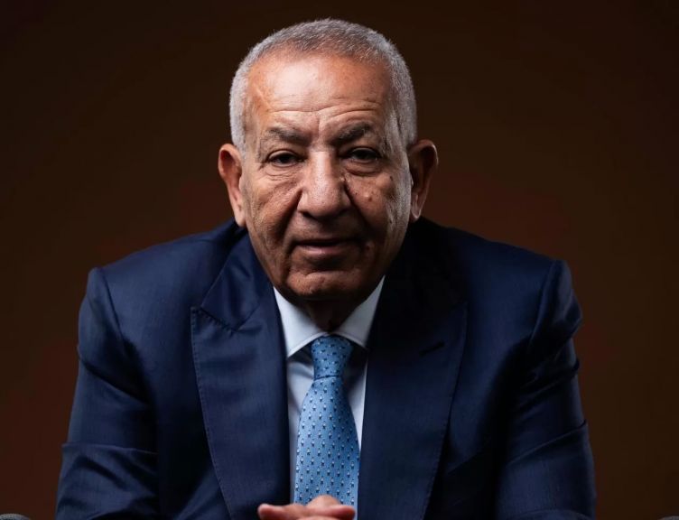 كامل أبو علي