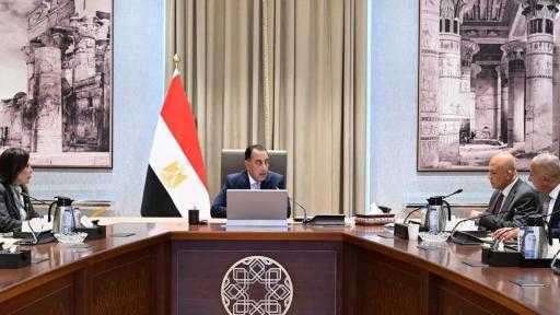 رئيس الوزراء: لدينا عروضًا عديدة من شركات عالمية لتنفيذ محطات تحلية لمياه... رئيس الوزراء: لدينا عروضًا عديدة من شركات عالمية لتنفيذ محطات تحلية لمياه البحر