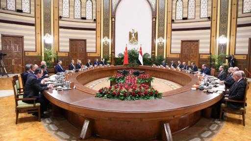 الرئيس السيسي يعلن عن تدشين المرحلة الثالثة من توسعات المنطقة الصناعية المصرية الصينية بـ”اقتصادية قناة السويس”