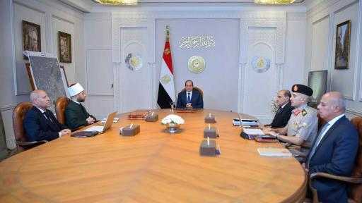 الرئيس السيسي يؤكد ضرورة استمرار جهود إعادة إحياء المعالم التاريخية بالقاهرة وتطوير المناطق المحيطة بها