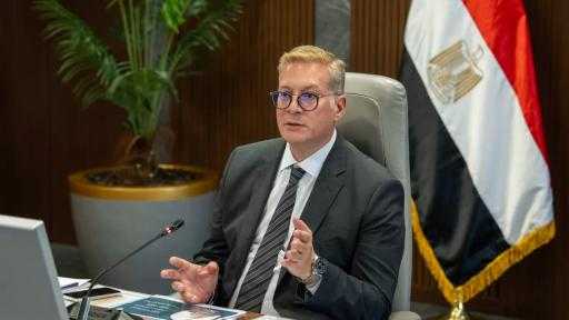 وزير البترول يؤكد أهمية تطوير قطاع البتروكيماويات لتعظيم القيمة المضافة من موارد مصر وثرواتها