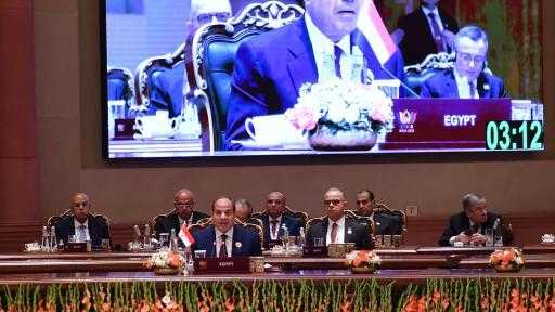 الرئيس السيسي: مصر تعمل على تطوير مركز للحبوب واللوجستيات لدعم أمن الغذاء الرئيس السيسي: مصر تعمل على تطوير مركز للحبوب واللوجستيات لدعم أمن الغذاء