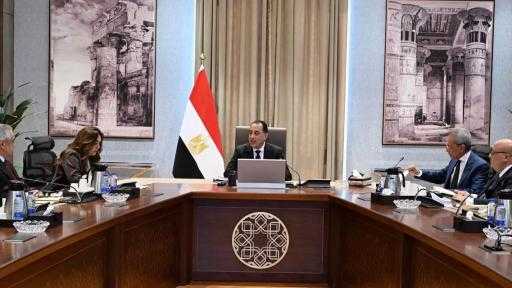 رئيس الوزراء يُناقش التعديلات المقترحة على قانون التصالح في بعض مخالفات البناء