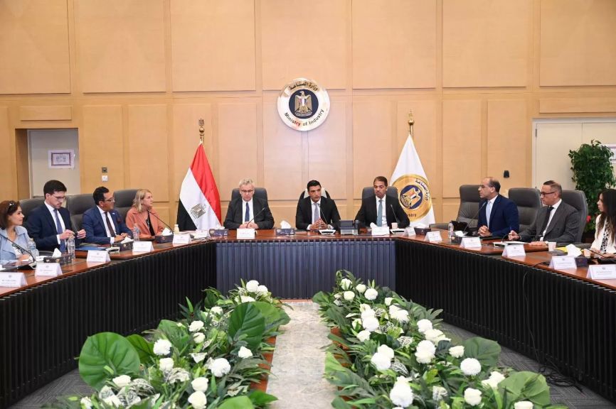 المائدة المستديرة