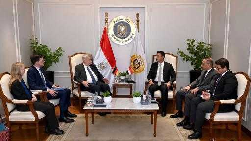وزير الصناعة: نستحدث شهادة ”قيمة” لتقييم المنشآت الصناعية وربط الحوافز بجهود المصانع... وزير الصناعة: نستحدث شهادة ”قيمة” لتقييم المنشآت الصناعية وربط الحوافز بجهود المصانع في زيادة المكون المحلي