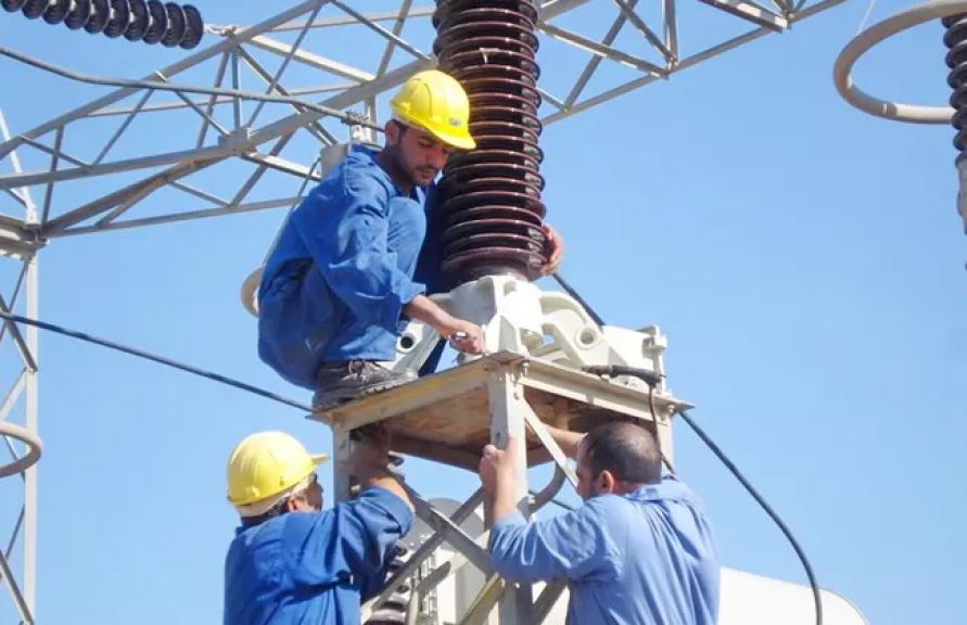 فرصة عمل لفنيي كهرباء