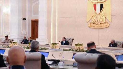 الرئيس السيسي: نعطي مساحة للدبلوماسية والحلول السلمية بالنسبة للسدود الإثيوبية ولكن لن... الرئيس السيسي: نعطي مساحة للدبلوماسية والحلول السلمية بالنسبة للسدود الإثيوبية ولكن لن يكون على حساب وجود مصر وشعبها